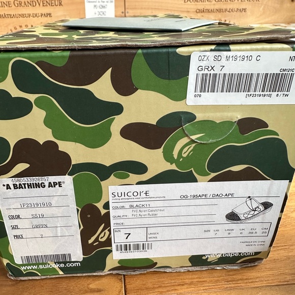 A bathing ape suicoke slippers - Picture 6 of 9